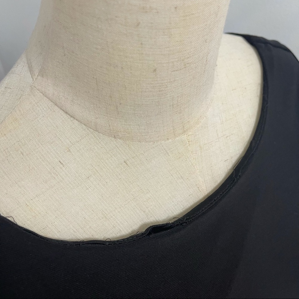 # Windsor All Black Stretchy Long Sleeves Revealing Back & Side With Stretch - Picture 13 of 16